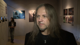 Piotr Wiwczarek z grupy Vader o odbiorze heavy metalu w Polsce: często kojarzy się tę muzykę z horrorem i wielbieniem zła