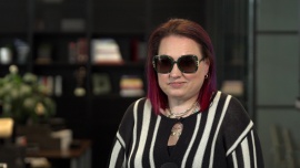 Mika Urbaniak: Kiedy rodzice byli na koncertach, to musiałam sama sobie radzić. Było to obciążające dla mnie jako dziecka, ale też mnie ukształtowało