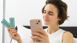 Polacy pytają Google’a i AI o tabletkę dzień po!