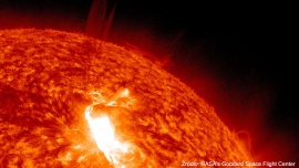 Odkryto sposób, w jaki Słońce emituje energię. W eksperymencie brali udział Polacy News powiązane z słońce