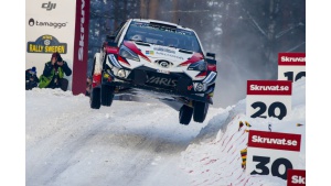 Marcus Grönholm w Yarisie WRC w Rajdzie Szwecji
