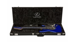 Elektryczny Lexus LC, na którym możesz zagrać. Poznaj wyjątkową gitarę