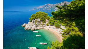 Dokąd na plażę? Chorwacki Zadar z największym wzrostem wyszukiwań na lato 2019