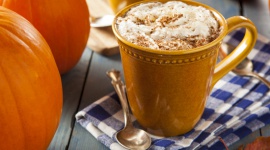 Pumpkin Spice Latte – jesienny napój bogów