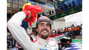 Jak Toyota pomogła Fernando Alonso odnaleźć radość z motorsportu Biuro prasowe