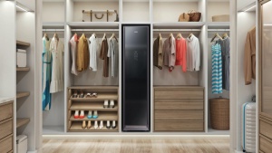 Jak dbać o letnie sukienki? Postaw na odświeżanie parowe z Samsung AirDresser Biuro prasowe