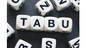Kupa wstydu, czyli dlaczego wydalanie jest wciąż tematem tabu