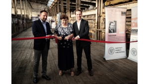 Suwnica Anny Walentynowicz w Stoczni Cesarskiej dostępna dla zwiedzających.