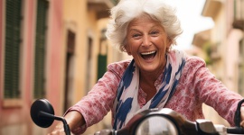 Trendy wśród pokolenia Silver – 57% seniorów chce korzystać z mikromobilności