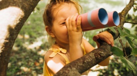 5 pomysłów na zabawy z dziećmi na łonie przyrody Biuro prasowe