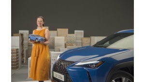 Lexus UX 300e z papieru. Tak się składa, że nawet jeździ