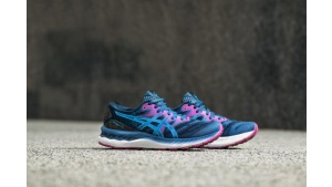 ASICS GEL-NIMBUS 23 – flagowy model biegowy w odświeżonym wydaniu