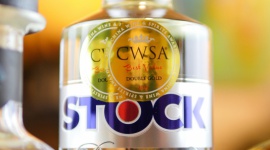 Stock Prestige Vodka z tytułem Vodka of the Year 2021 i podwójnym złotym medalem