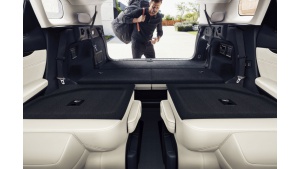 Lexus RX L to naziemna klasa biznes dla całej rodziny
