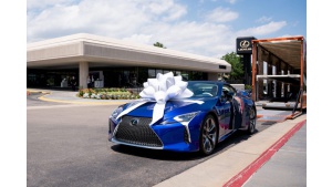 Pierwszy Lexus LC Convertible dotarł do właściciela