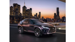 Lexus UX –początek testów jesienią