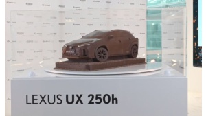 Lexus zrobił crossovera z… czekolady