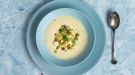 Idealna na Wielkanoc - Kremowa zupa czosnkowa z serem Edamskim