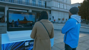 Mieszkańcy Warszawy i Gdańska zobaczyli się dzięki Windows 11