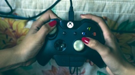IQS i Gameset: Około 2,4 miliona kobiet gra codziennie na komputerze lub konsoli