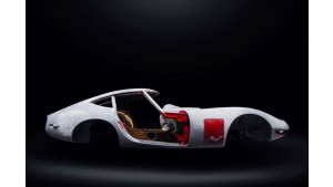 Jaką zagadkę kryje klasyczne coupe 2000GT remontowane przez Toyotę Biuro prasowe