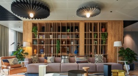 Hotele z tętniącą życiem atmosferą – nowe koncepty aranżacji wnętrz marki ibis