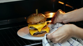 „Fast food” jak u mamy, czyli zdrowe pomysły na szybkie, domowe jedzenie Biuro prasowe