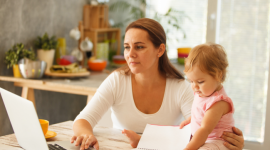 Nauka angielskiego z niemowlakiem? Rozwijaj się w czasie urlopu macierzyńskiego