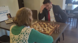 Planszówki, szachy i brydż dla seniorów