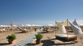 Odkryj plaże i tematyczne parki rozrywki w regionie Emilia Romania