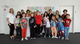 Pierwsze w Polsce szkoły, które idą do uczniów z Ukrainy Biuro prasowe