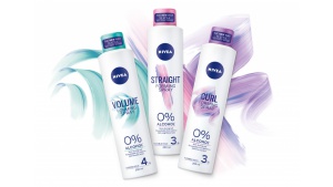 TO NIE LAKIER, TO… NOWA ERA W STYLIZACJI WŁOSÓW Z NIVEA FORMING SPRAY!