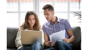 Myślisz o pożyczce przez internet? Zobacz, z czym musisz się liczyć Biuro prasowe