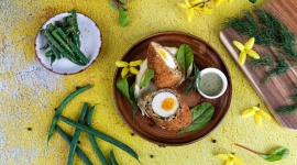 Przepis na kotlet faszerowany jajkiem w panko w sosie z grzybów shiitake