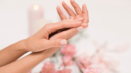 Jak pielęgnować dłonie w czasie kwarantanny