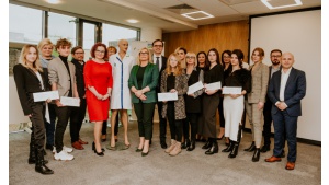 Młode talenty projektują dla LUX MED